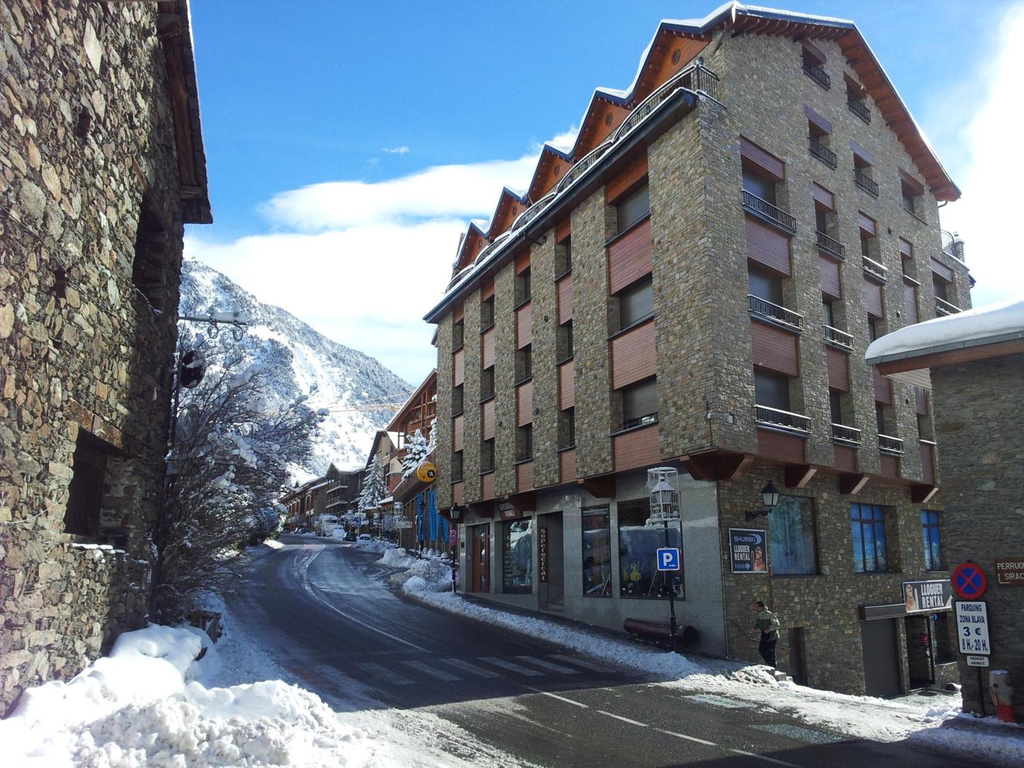 Apartaments Turistics Pirineu Soldeu Exterior foto